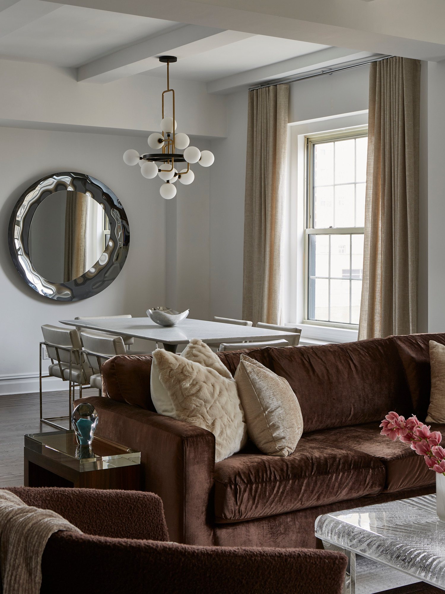 Park Ave Plush interior detail by Hannah Brooke Design, image 8